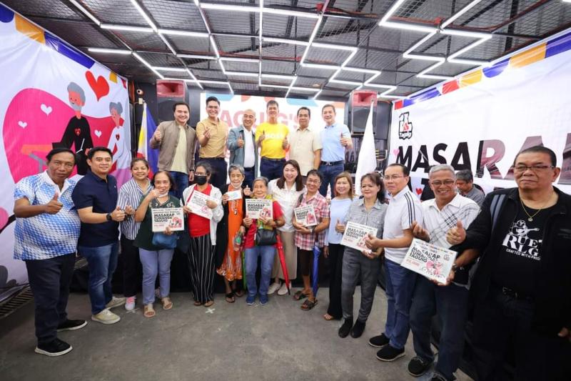PAMAMAHAGI NG BIRTHDAY CASH GIFT SA MGA SENIOR CITIZEN NG EMBO BARANGAYS SINIMULAN NA NG TAGUIG LGU; NAGTATAG NG ONE-STOP SHOP PARA SA MGA SOCIAL SERVICES