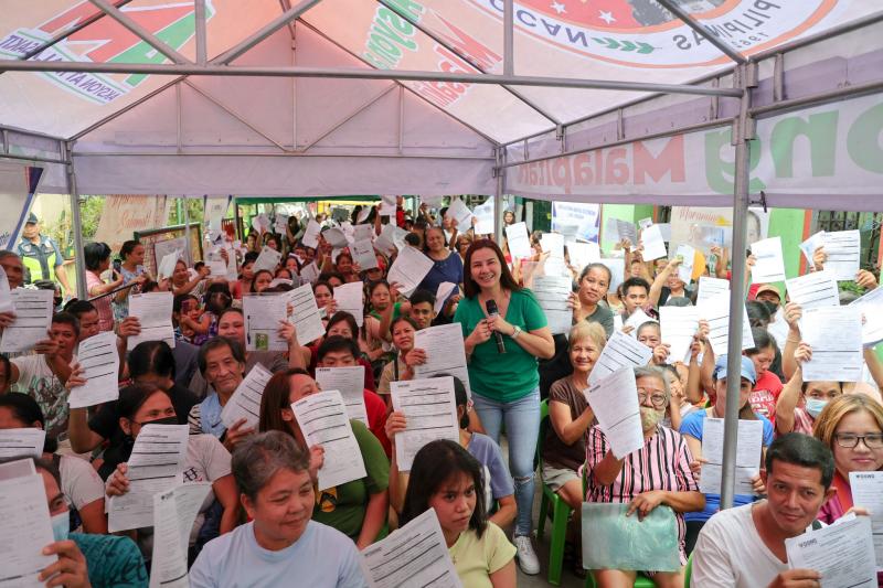Distribusyon ng Ikatlong Batch ng CARD Program Ginanap sa Caloocan
