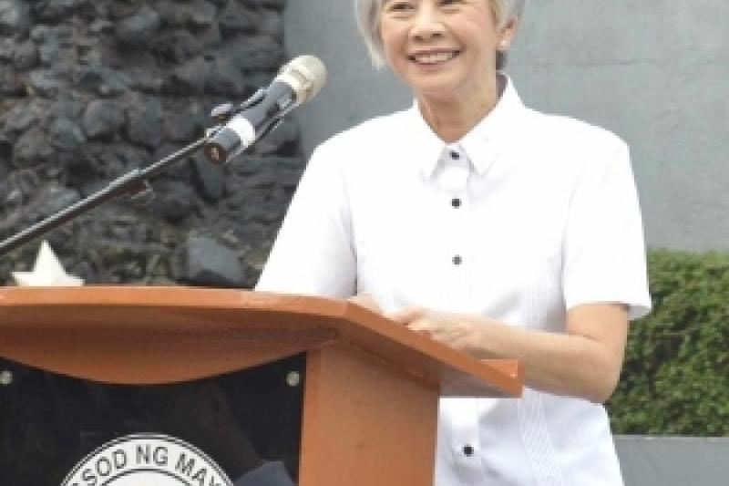 Mayor Honey Lacuna nagpaalalang huwag makisawsaw sa pulitika