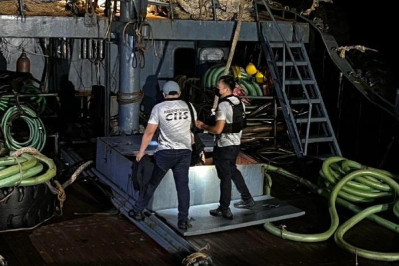 HIGIT P128-M NG NAKAW NA KRUDO NAKUMPISKA NG CUSTOMS